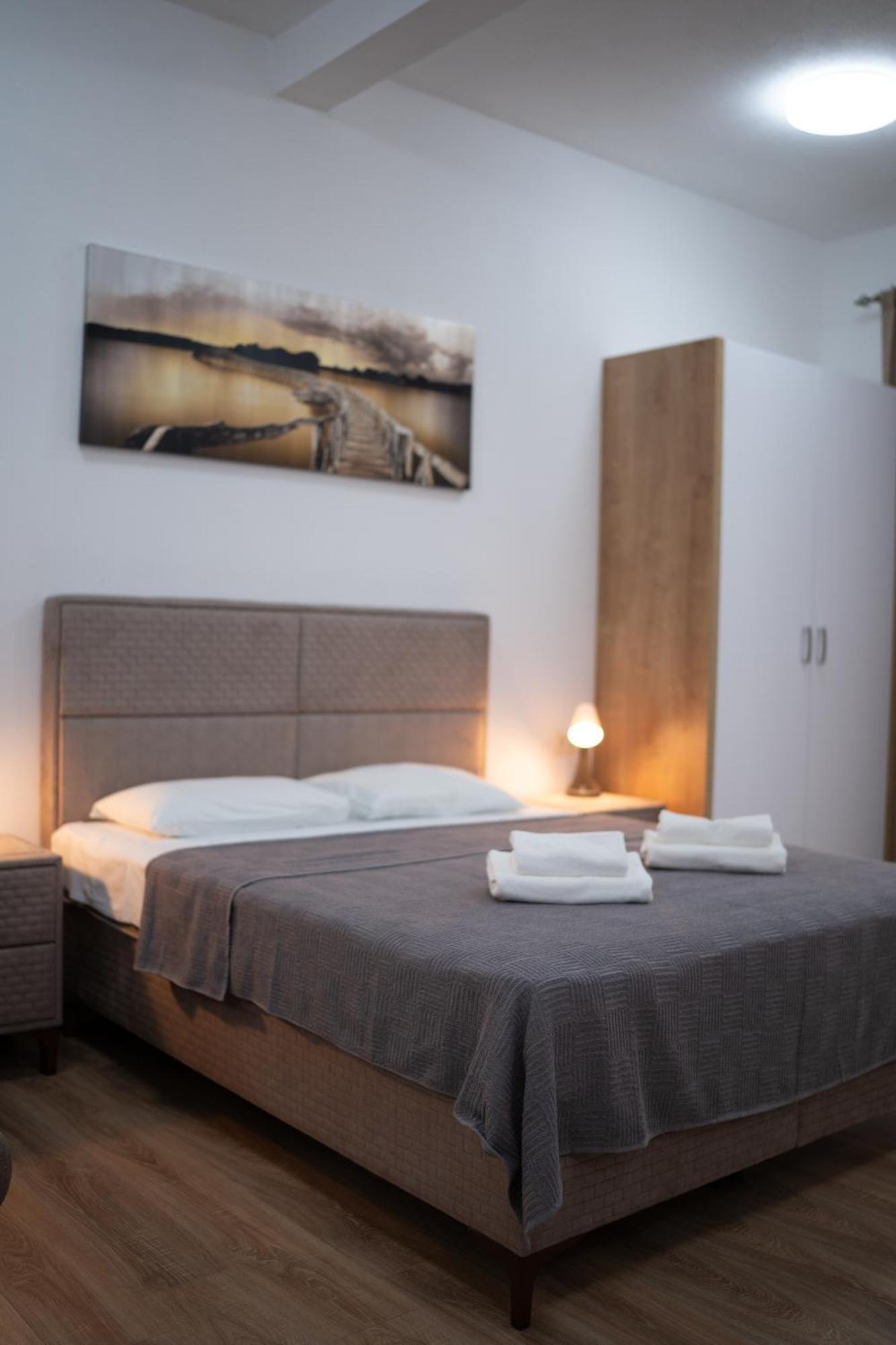 Dane Apartment Airport Podgorica Mitrovici  Bagian luar foto